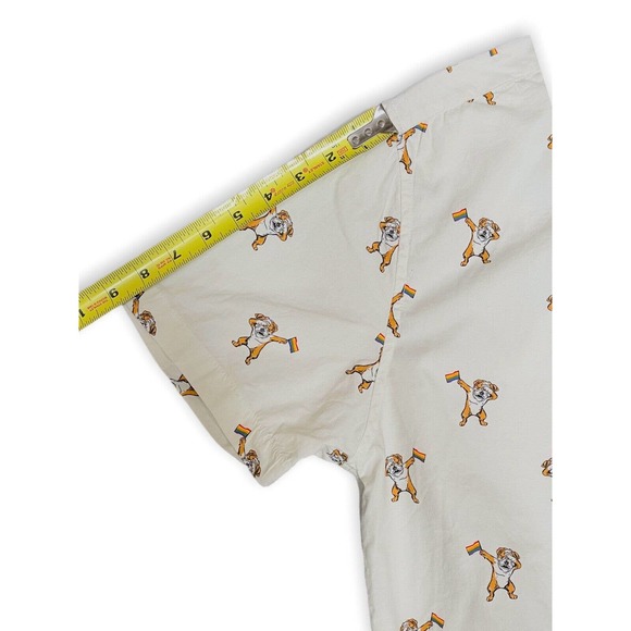 NWT DENIM & FLOWER RIcky Singh PRIDE SHIRT Dog With Rainbow Flag LGBTQ+ Ally L - Picture 9 of 9